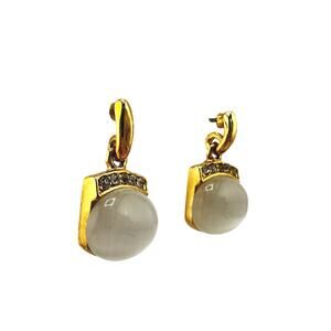 Vintage Roman Cat's Eye Glass Cabachon Crystal Accent .75" Dangle Drop Earrings